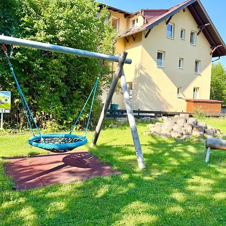 Gipfeltreff, Montana Haus 奥伯斯特多夫